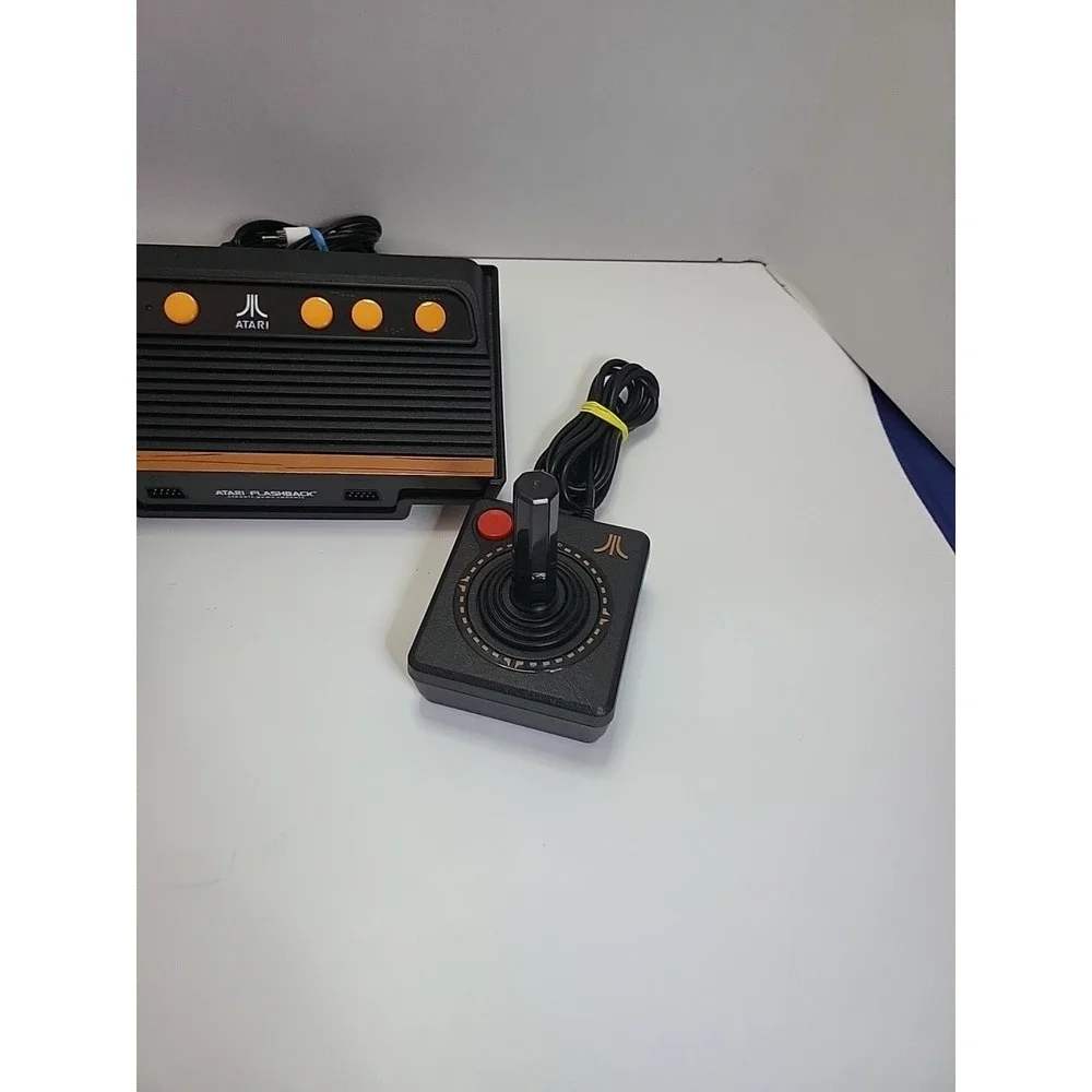 Atari Flashback 8 Console 105 Built-in Games 40th Anniversary Tested